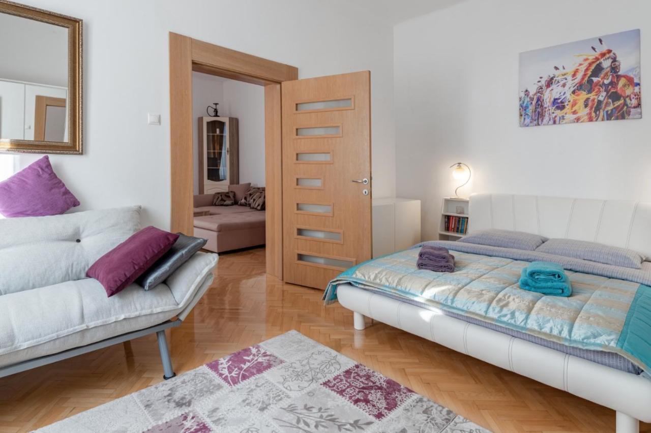 Apartament Brasov Centrul Vechi - 67Sqm - 2Min To Counsel Square Zewnętrze zdjęcie