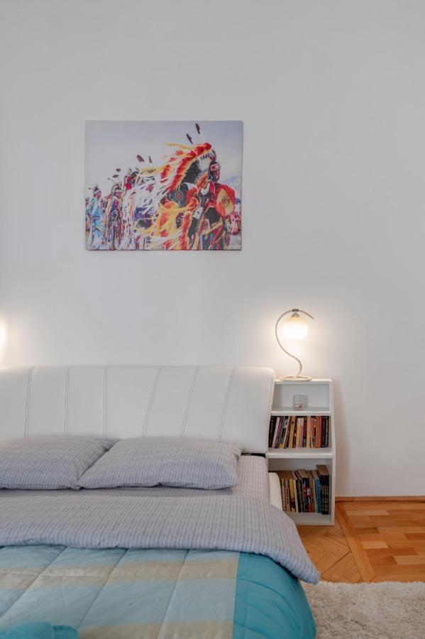 Apartament Brasov Centrul Vechi - 67Sqm - 2Min To Counsel Square Zewnętrze zdjęcie