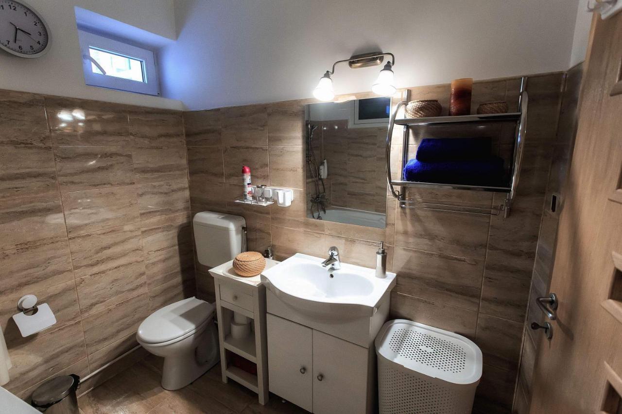 Apartament Brasov Centrul Vechi - 67Sqm - 2Min To Counsel Square Zewnętrze zdjęcie