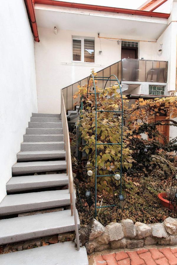 Apartament Brasov Centrul Vechi - 67Sqm - 2Min To Counsel Square Zewnętrze zdjęcie